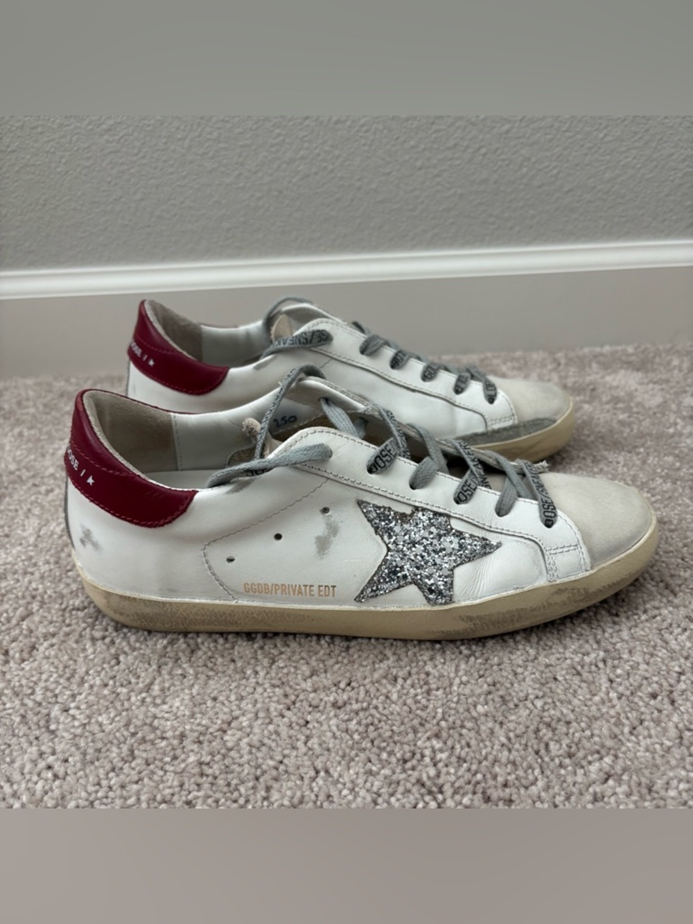 Golden Goose 37
